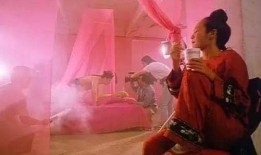 床上大战视频在线观看,揭秘床上大战视频的在线观看热潮