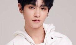 圈内爆料黄明昊八卦图,圈内爆料背后的八卦图揭秘