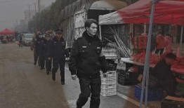 辅警爆料打架视频真实,还原街头激烈打斗现场，真相令人震惊