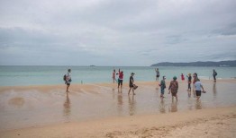 沙滩在线观看免费,免费在线观影，尽享夏日欢乐时光