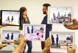 拍视频爆料给谁看违法吗,向谁举报违法？法律边界何在？