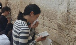 娱乐吃瓜君是不是被告了,被告上法庭引关注