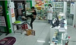 女子拍视频爆料药店被抓,真相曝光！